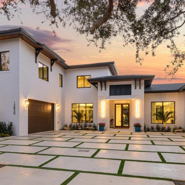 Modern Luxury Home
